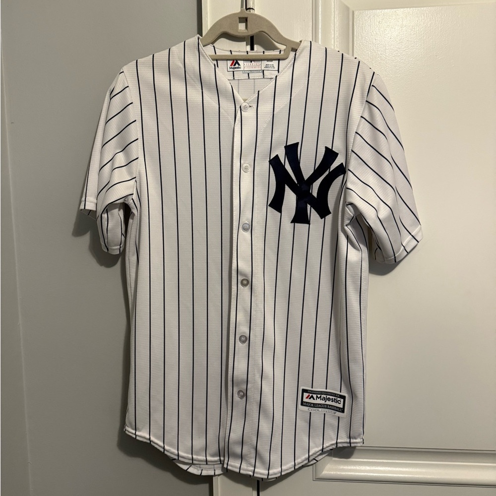 New York Yankees Sanchez Jersey 24. Size men’s small